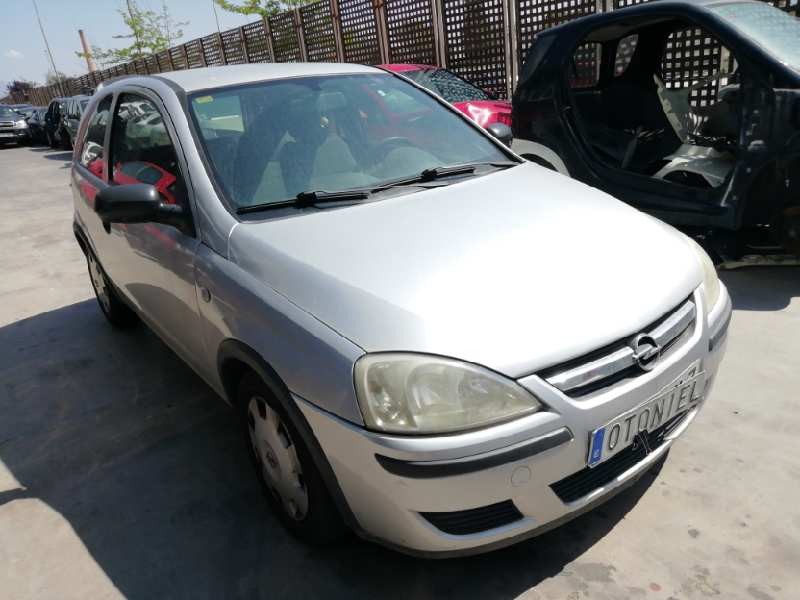 opel corsa c del año 2003
