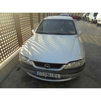 opel vectra b berlina del año 1998