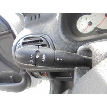 peugeot 206 berlina del año 2003