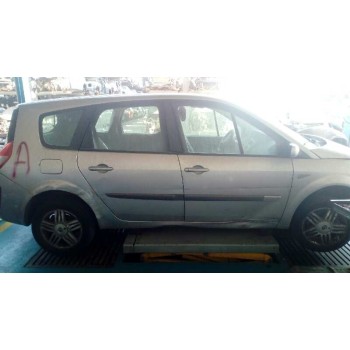 renault grand scenic del año 2005