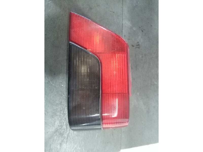 Recambio de piloto trasero derecho para peugeot 309 gl referencia OEM IAM 635151  TOCADO