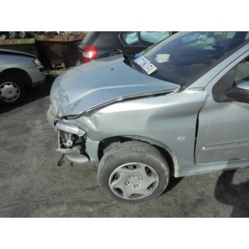 peugeot 206 berlina del año 2003