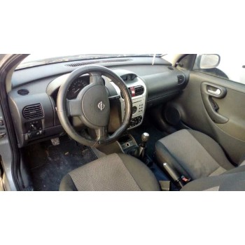 opel corsa c del año 2004