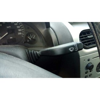 opel corsa c del año 2004