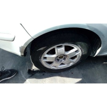 volkswagen golf iv berlina (1j1) del año 2000