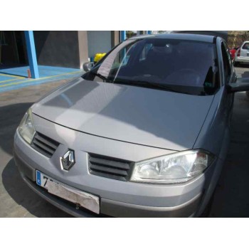 renault megane ii classic berlina del año 2004