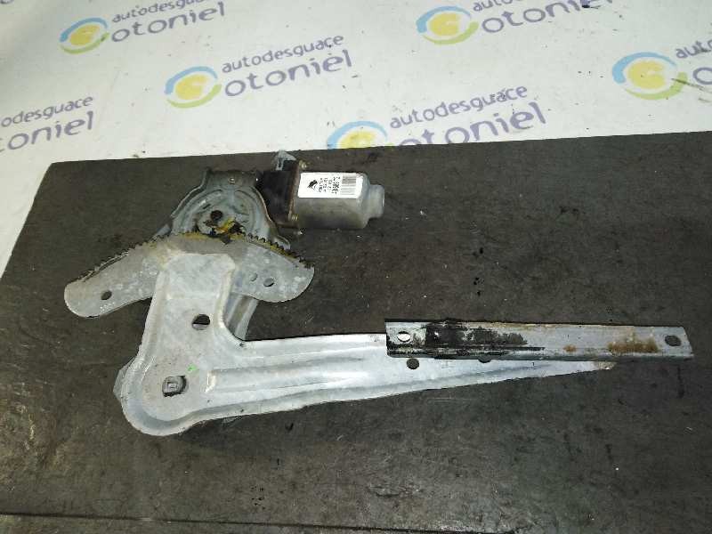 Recambio de elevalunas trasero derecho para nissan almera (n16/e) acenta referencia OEM IAM 82700BM71B ELECTRICO 2 PIN 5P