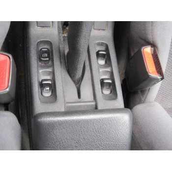 nissan primera berl./familiar (p10/w10) del año 1996