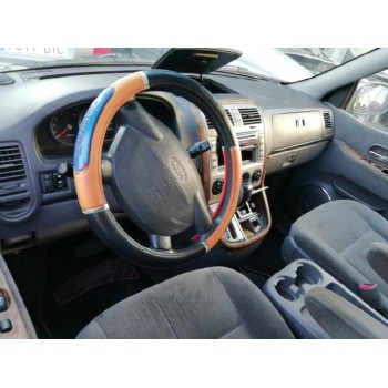 kia carnival ii del año 2003