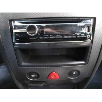 renault megane ii classic berlina del año 2004