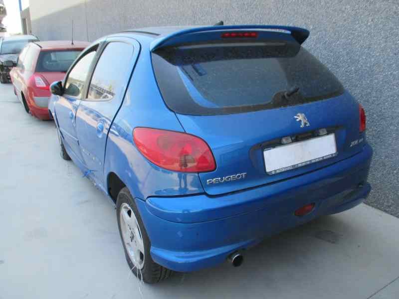 PEUGEOT 206 BERLINA