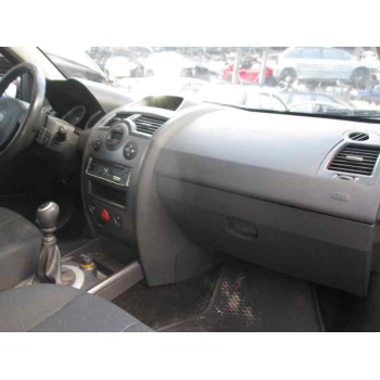 renault megane ii classic berlina del año 2004