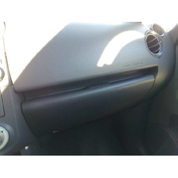 mitsubishi colt berlina 5 (z30a) del año 2005