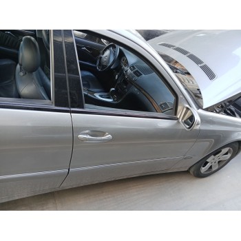 PUERTA DELANTERA DERECHA A2117201405 