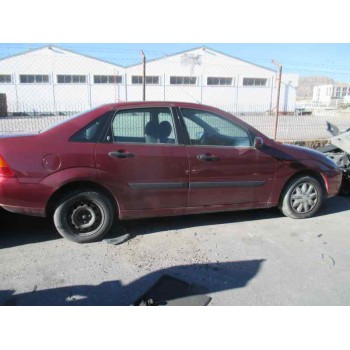 ford focus berlina (cak) del año 2001