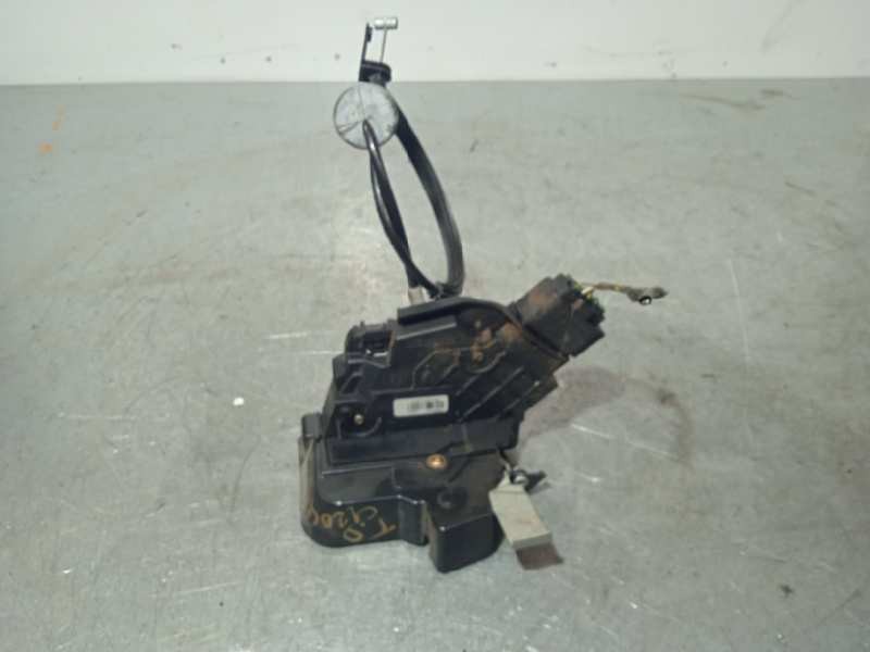 Recambio de cerradura puerta trasera derecha para ford focus berlina (cap) ghia referencia OEM IAM 4M5AA2641BC 6 PINES 