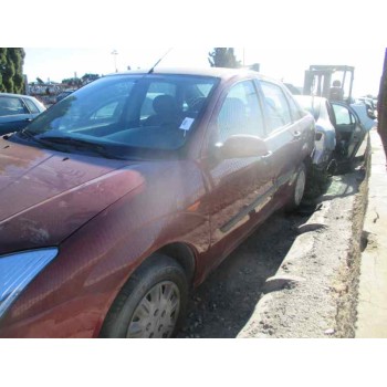 ford focus berlina (cak) del año 2001