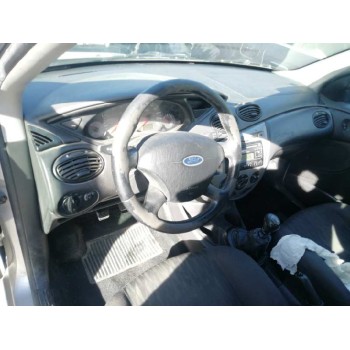 ford focus berlina (cak) del año 2003