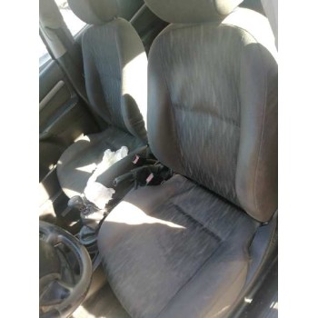 ford focus berlina (cak) del año 2003