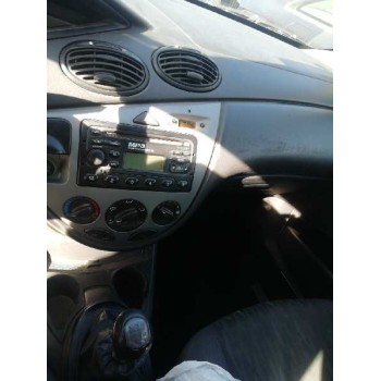 ford focus berlina (cak) del año 2003