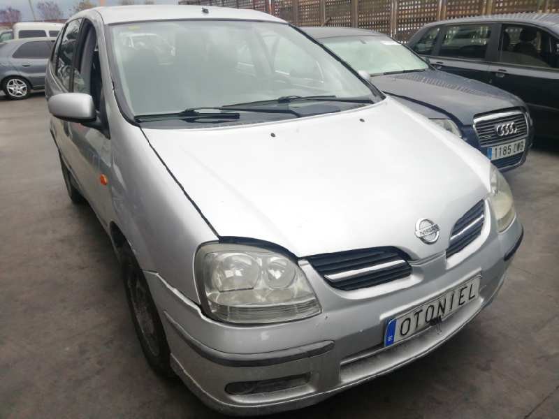 nissan almera tino (v10m) del año 2004