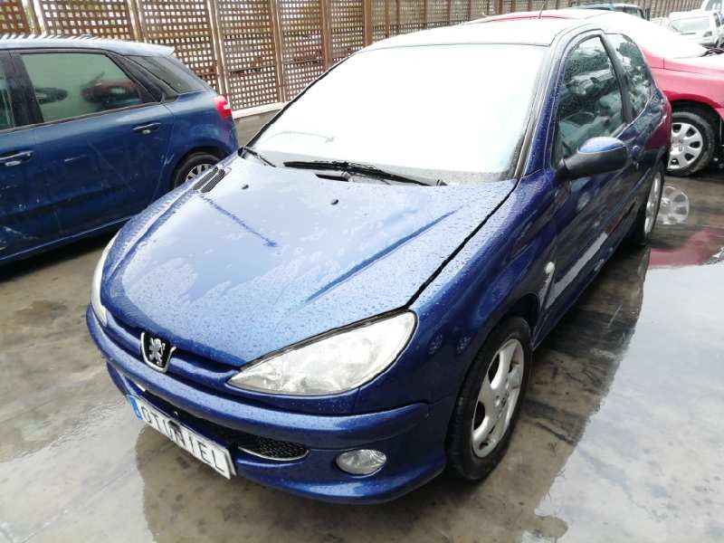 PEUGEOT 206 BERLINA