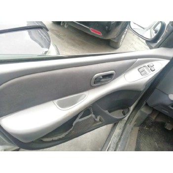 nissan almera tino (v10m) del año 2004