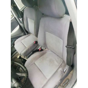 nissan almera tino (v10m) del año 2004