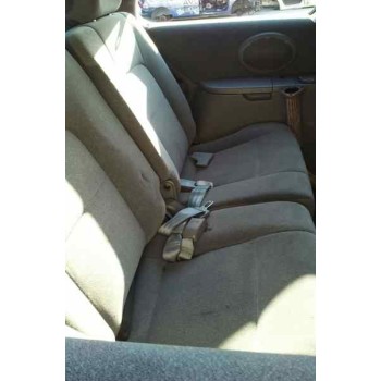 kia carnival ii del año 2002