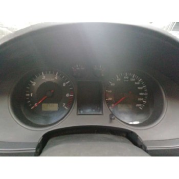 seat ibiza (6l1) del año 2002