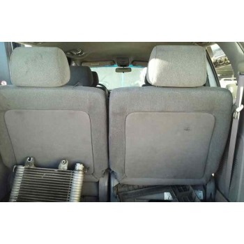 kia carnival ii del año 2002