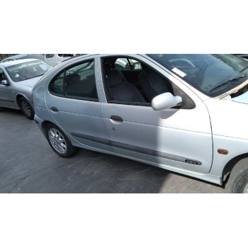 renault megane i fase 2 berlina (ba0) del año 2000