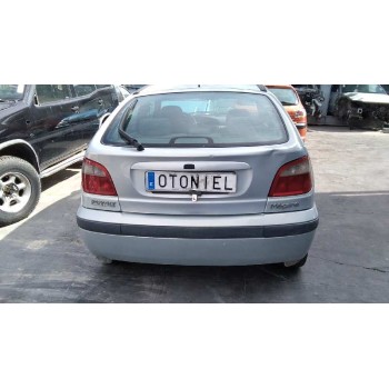 renault megane i fase 2 berlina (ba0) del año 2000