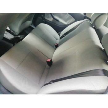 seat ibiza (6l1) del año 2002