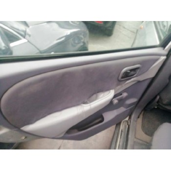 nissan almera tino (v10m) del año 2004