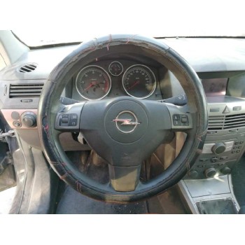 opel astra h berlina del año 2005