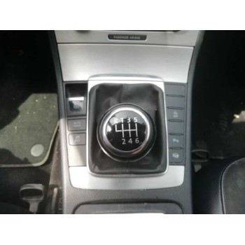 volkswagen passat variant (365) del año 2011