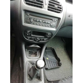 peugeot 206 berlina del año 2004