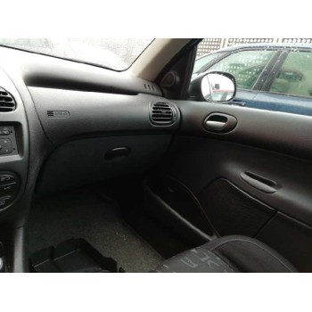 peugeot 206 berlina del año 2004