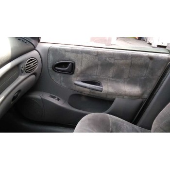 renault megane i fase 2 berlina (ba0) del año 2000