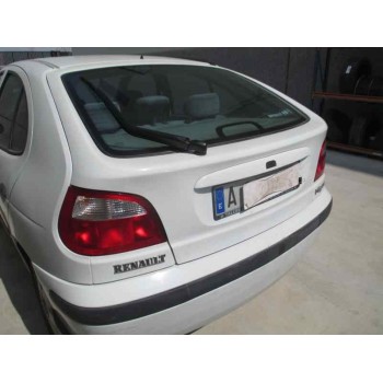 renault megane i fase 2 berlina (ba0) del año 2000