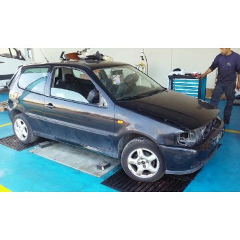 volkswagen polo berlina (6n1) del año 1996