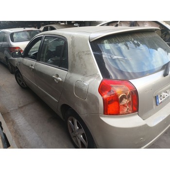 toyota corolla (_e12_) del año 2005