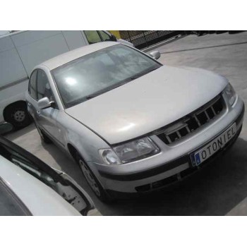volkswagen passat berlina (3b2) del año 2000
