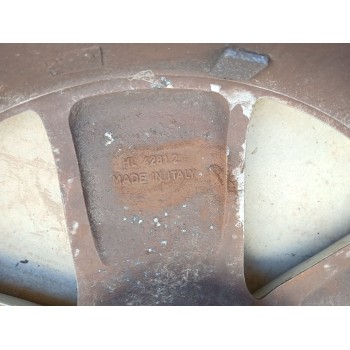 Recambio de llanta para toyota auris sport referencia OEM IAM HL42813  