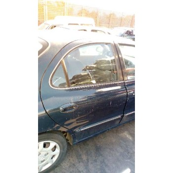 hyundai lantra berlina (rd) del año 2000