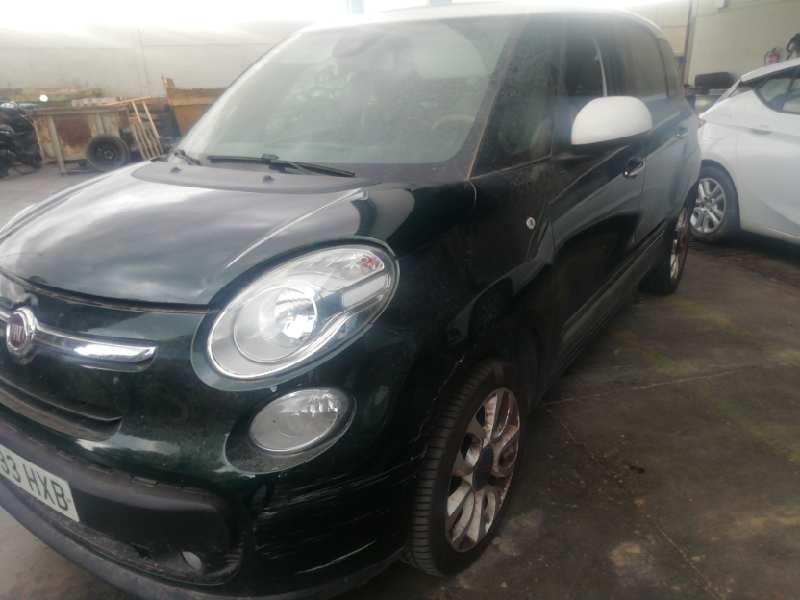 FIAT 500 L (330)