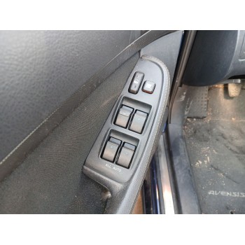 toyota avensis (_t25_) del año 2006