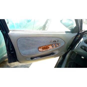 hyundai lantra berlina (rd) del año 2000