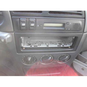 citroën xsara berlina del año 2000